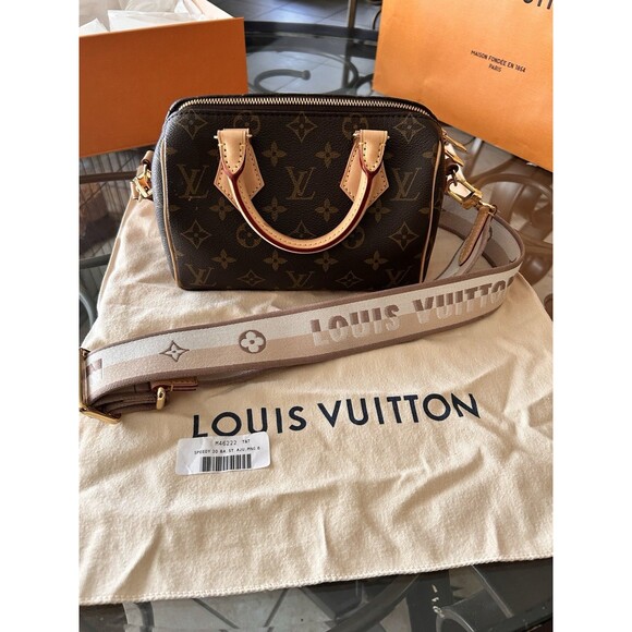 Louis Vuitton Handbags - Louis Vuitton Monogram Speedy Bandoulière 20 M46222 Bag NOT FOR SALE